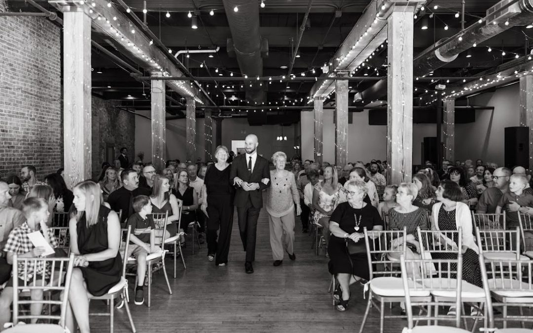 icon-events-weddings-wedding-moment-sioux-falls-370