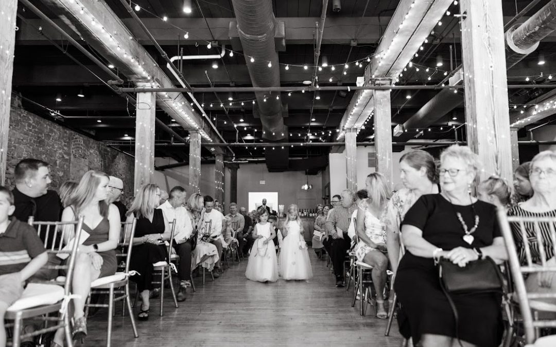 icon-events-weddings-wedding-moment-sioux-falls-400