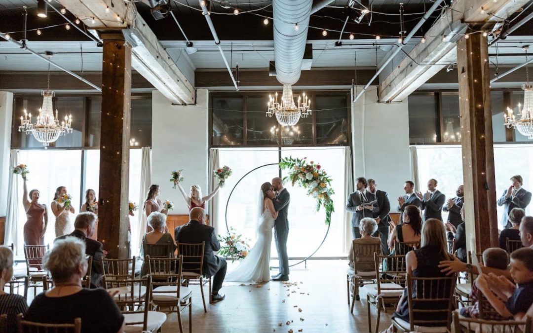 icon-events-weddings-wedding-moment-sioux-falls-459