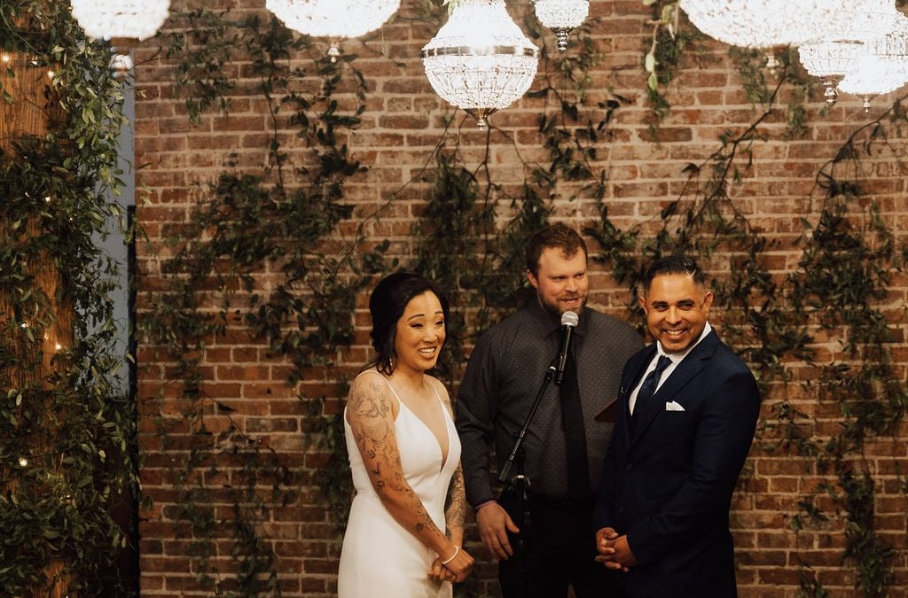 icon-events-weddings-wedding-moment-sioux-falls-742